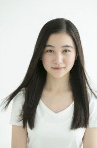 山口麻友