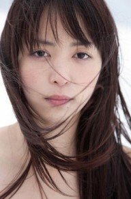 岩佐真悠子