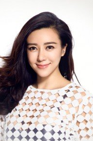 周韦彤