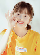 倚华-