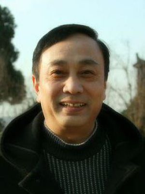 李辉