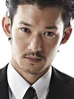 渊上泰史