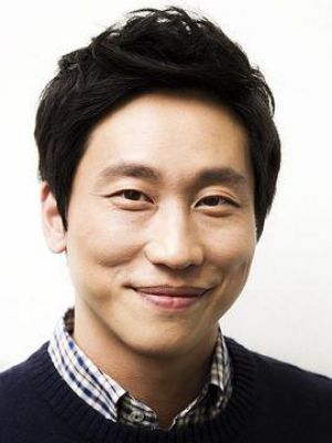 闵成旭